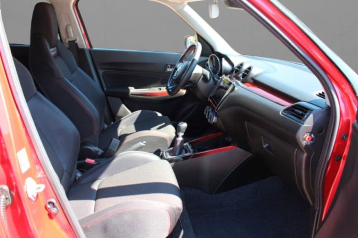 Suzuki Swift 1.4h Sport 2wd (6)