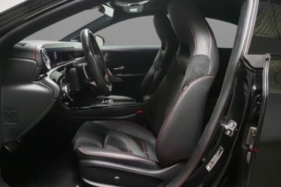 Mercedes-Benz CLA 220 d Automatic Premium (4)