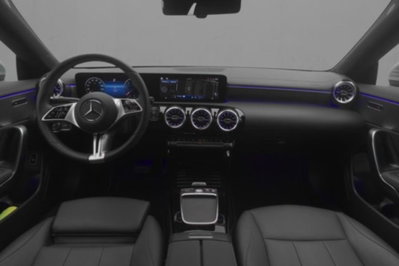 Mercedes-Benz CLA 180 d Progressive Advanced Plus auto (6)