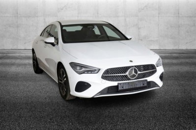 Mercedes-Benz CLA 200 d Progressive Advanced Plus auto (2)