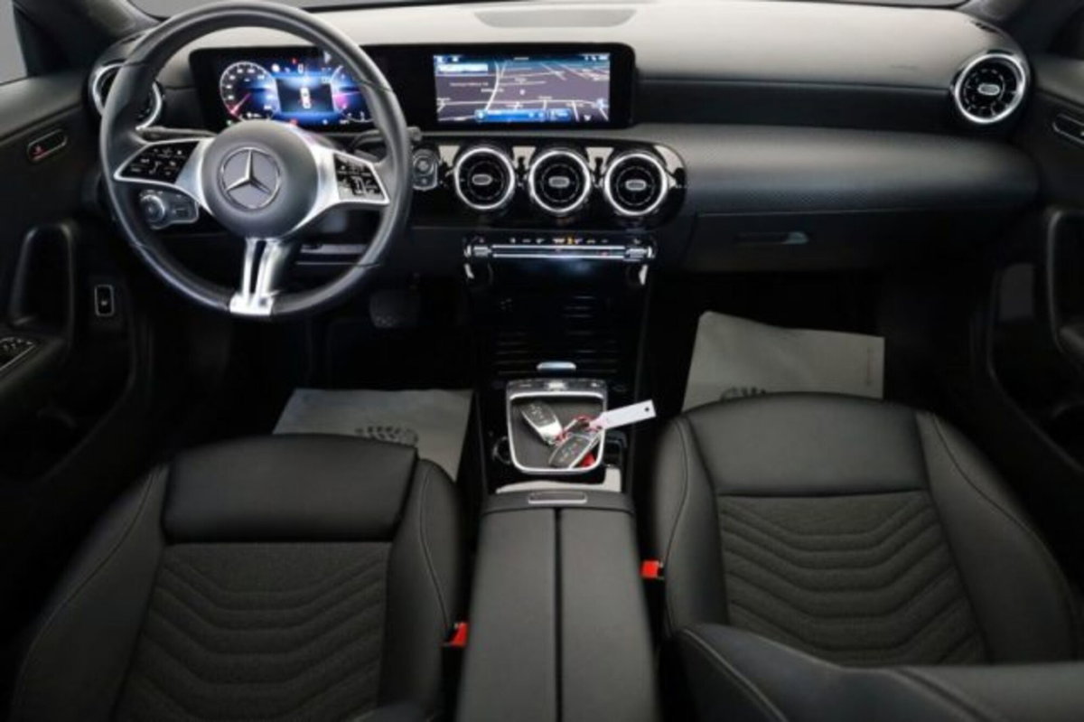 Mercedes-Benz CLA 200 d Progressive Advanced Plus auto (5)