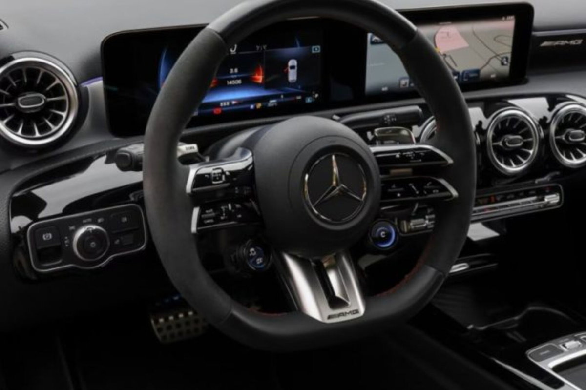 Mercedes-Benz Classe A 45S AMG 4Matic+ (4)