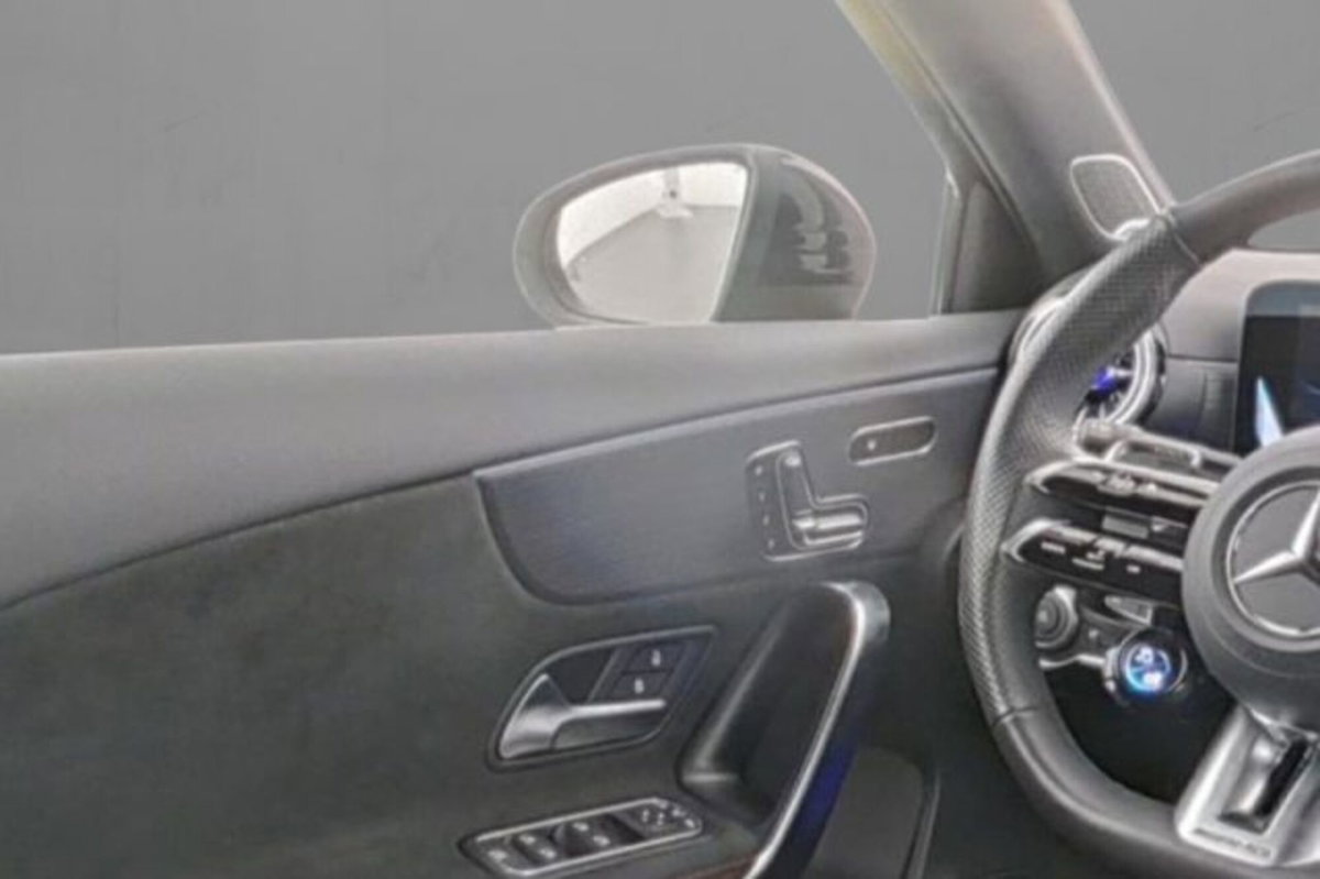 Mercedes-Benz Classe A 45S AMG 4Matic+ (7)