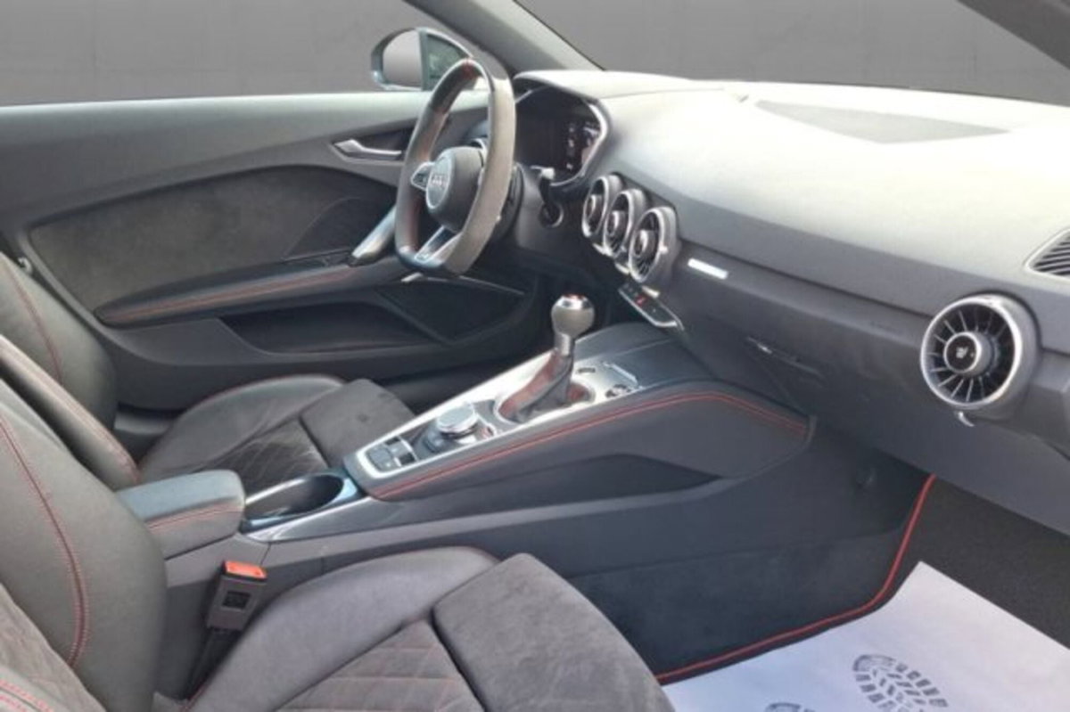 Audi TT Cabrio 45 TFSI quattro S tronic (7)