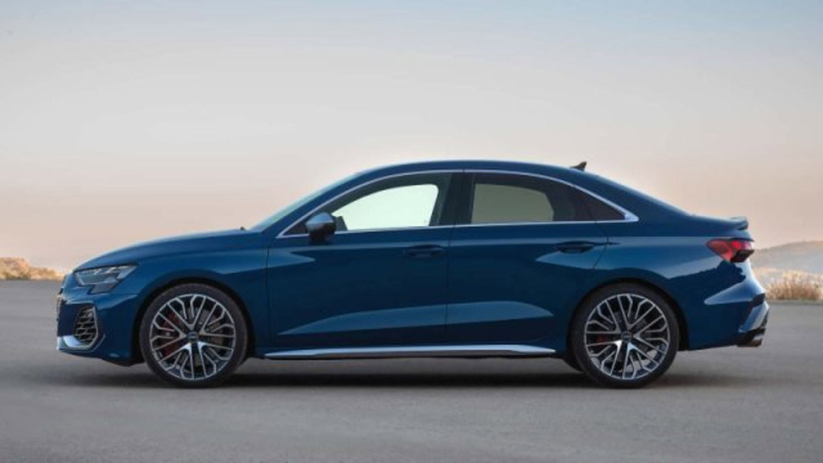 Audi S3 Sedan TFSI 310 CV quattro S tronic sport attitude (6)