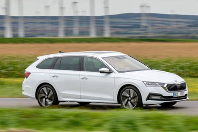 Skoda Octavia Station Wagon 2.0 tdi Selection 115cv (3)