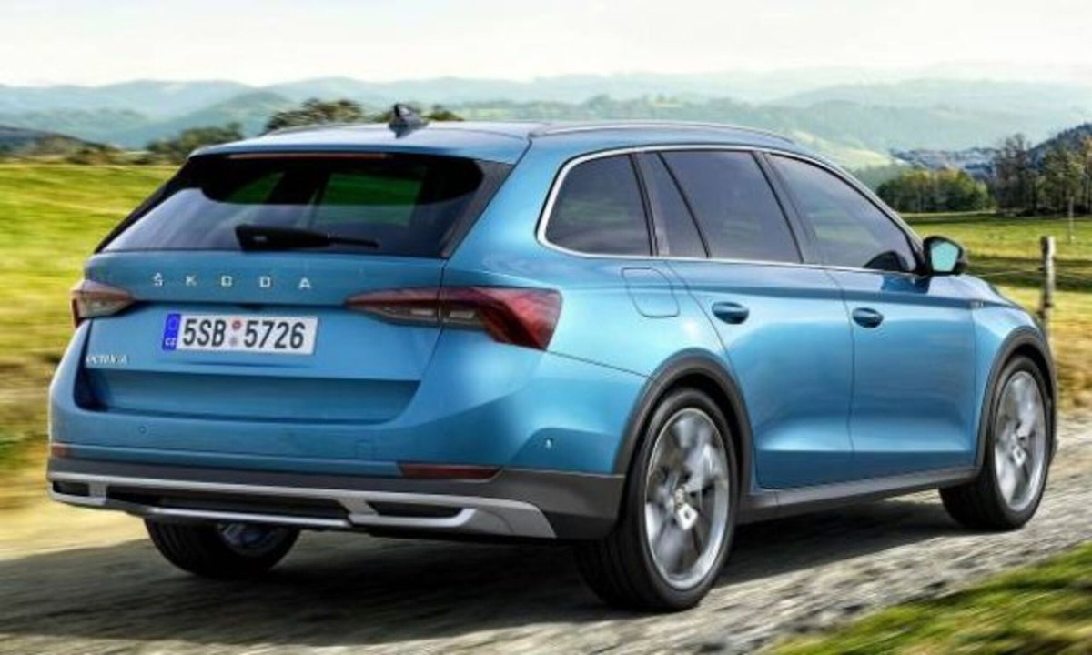 Skoda Octavia Station Wagon 1.5 tsi mhev Selection 115cv dsg (3)