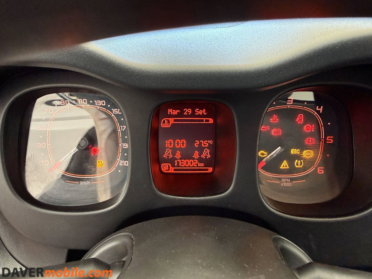 Fiat Panda 1.3 MJT 95 CV S&S Lounge (12)