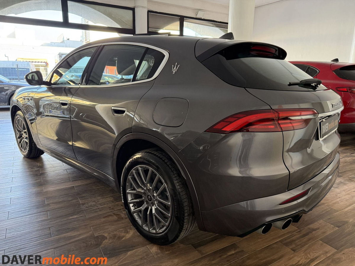Maserati Grecale 2.0 mhev GT 250cv auto (3)