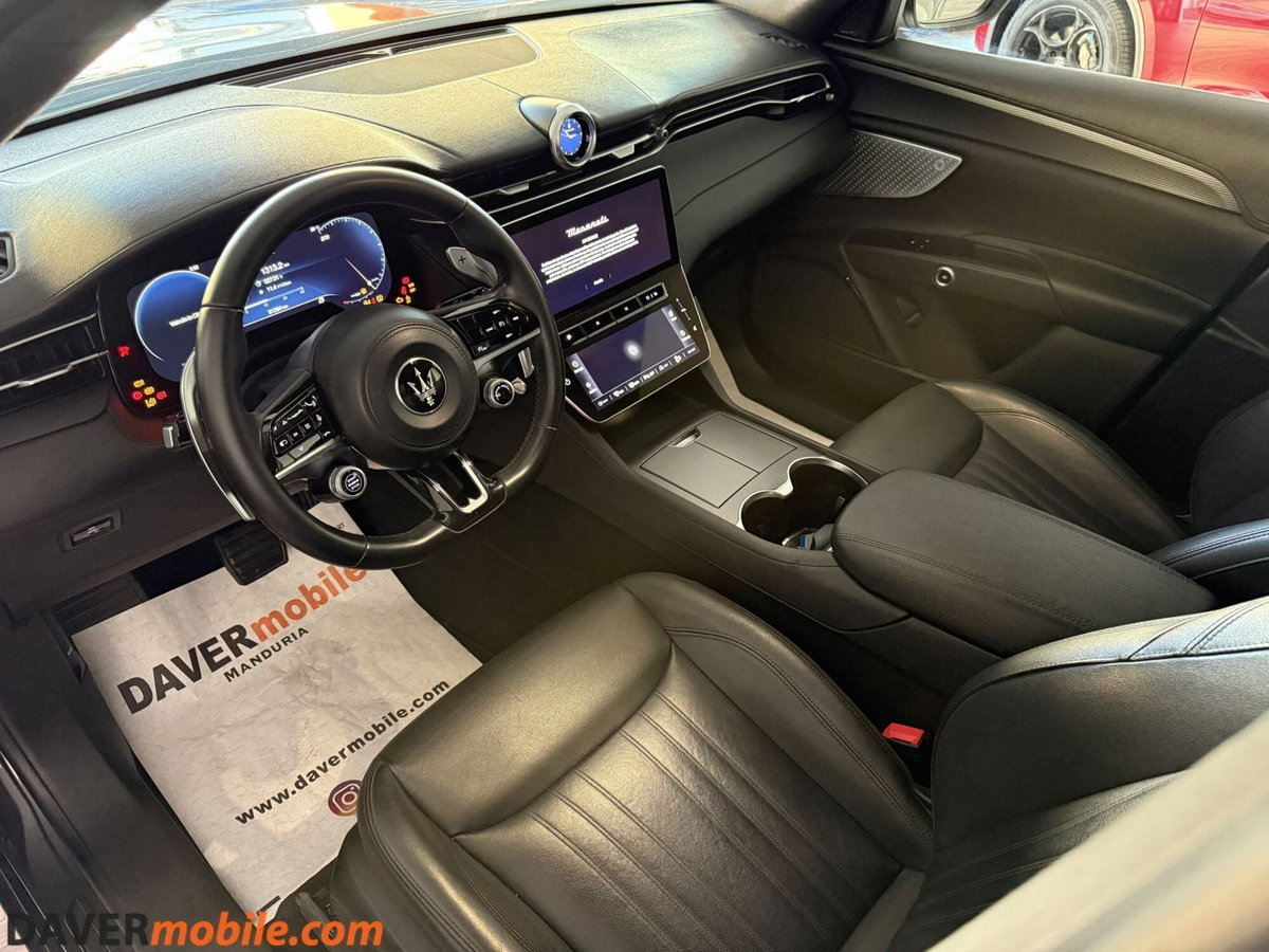 Maserati Grecale 2.0 mhev GT 250cv auto (9)