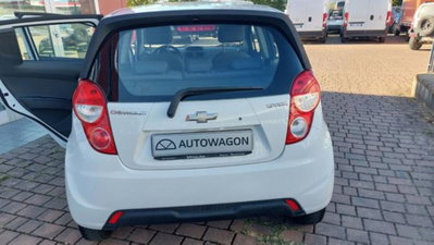 Chevrolet Spark 1.0 (13)