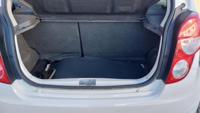 Chevrolet Spark 1.0 (14)