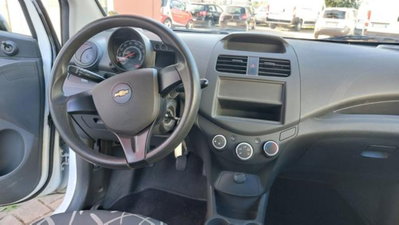 Chevrolet Spark 1.0 (8)