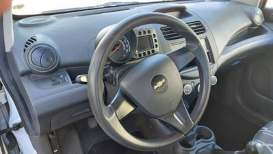 Chevrolet Spark 1.0 (9)