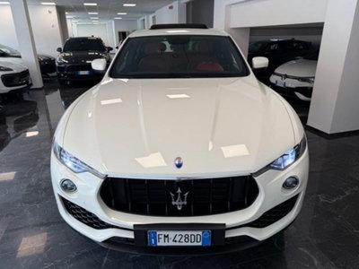 Maserati Levante Levante V6 Diesel 275 CV AWD (12)