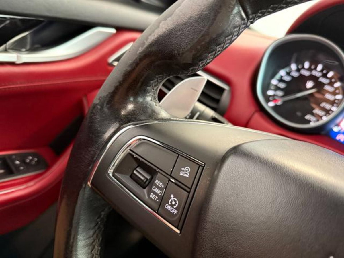 Maserati Levante Levante V6 Diesel 275 CV AWD (17)