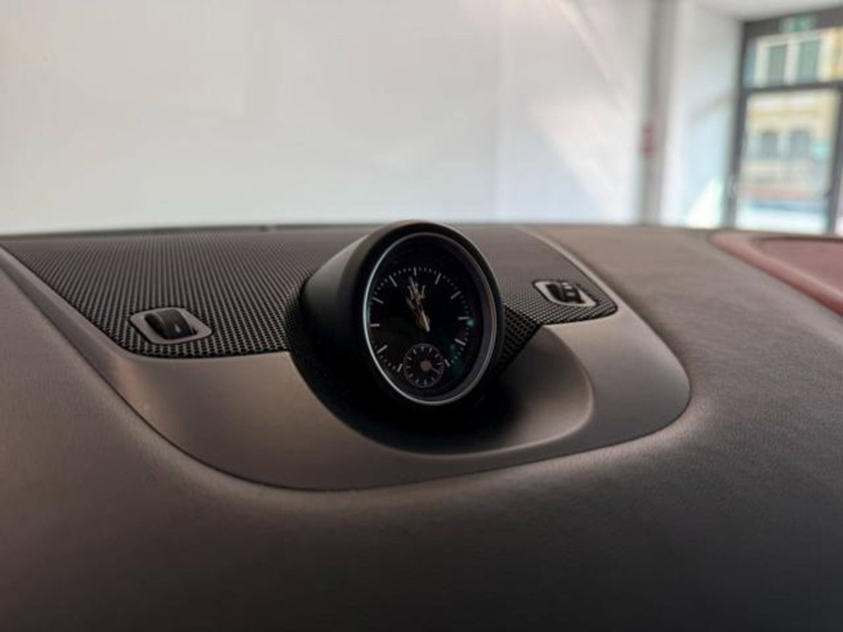 Maserati Levante Levante V6 Diesel 275 CV AWD (19)