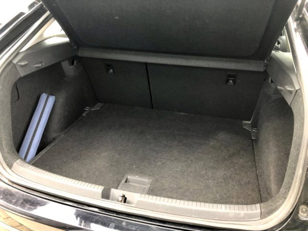Volkswagen Taigo 1.0 TSI 110 CV DSG Life (15)