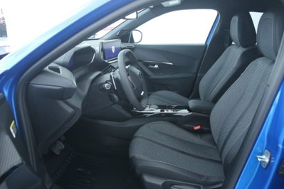 Peugeot 2008 1.2 puretech Allure s&s 130cv eat8 (7)