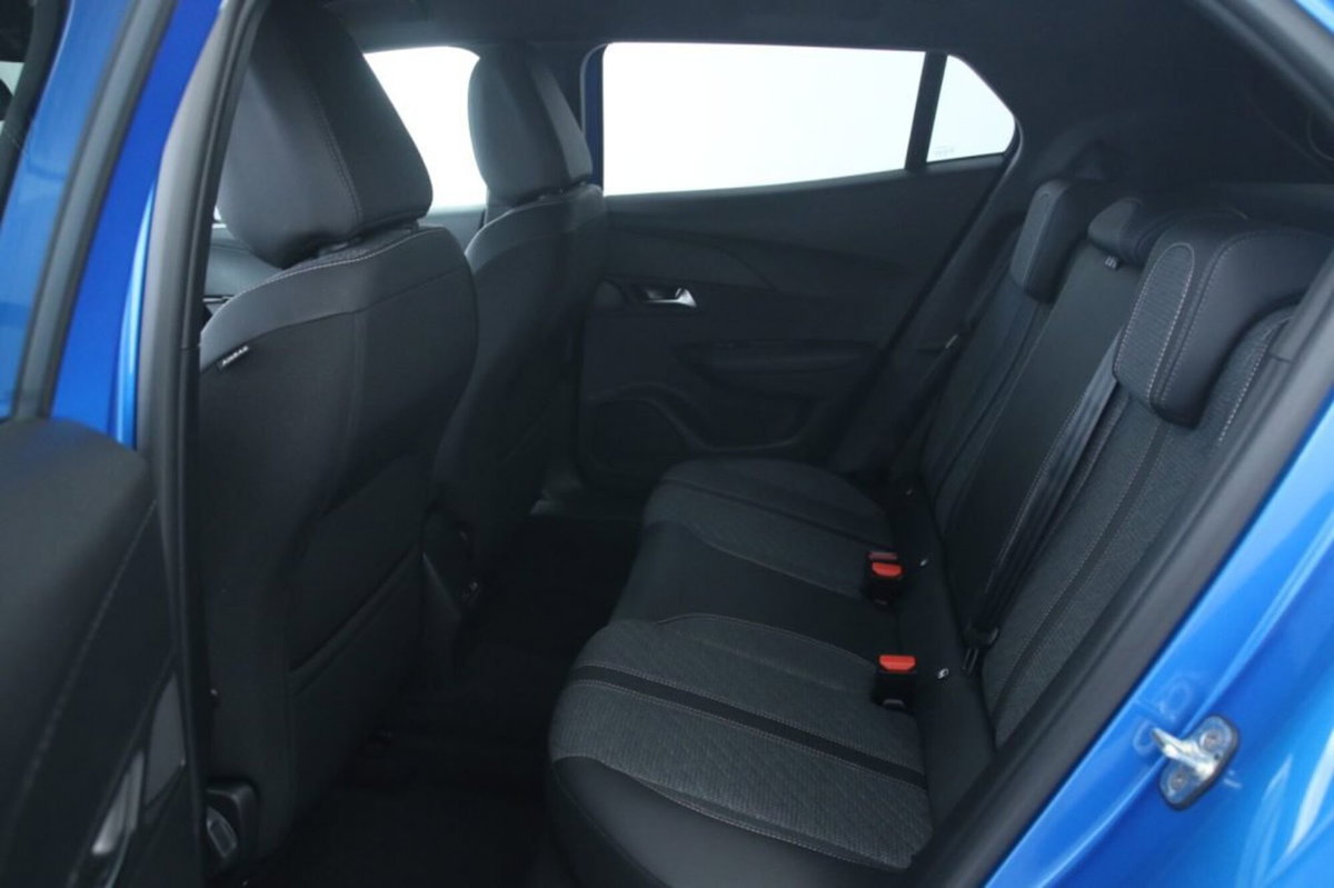 Peugeot 2008 1.2 puretech Allure s&s 130cv eat8 (8)