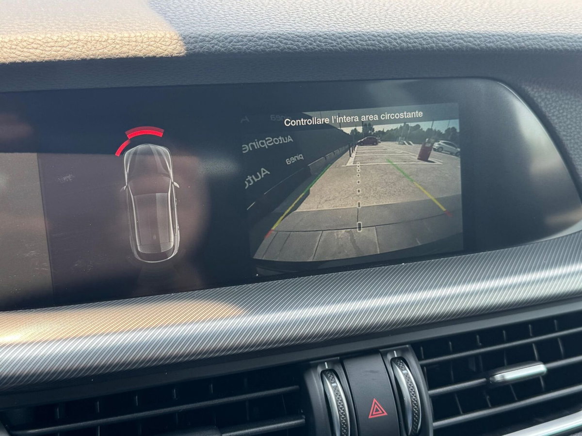 Alfa Romeo Stelvio 2.2 t Veloce Q4 210cv auto (18)