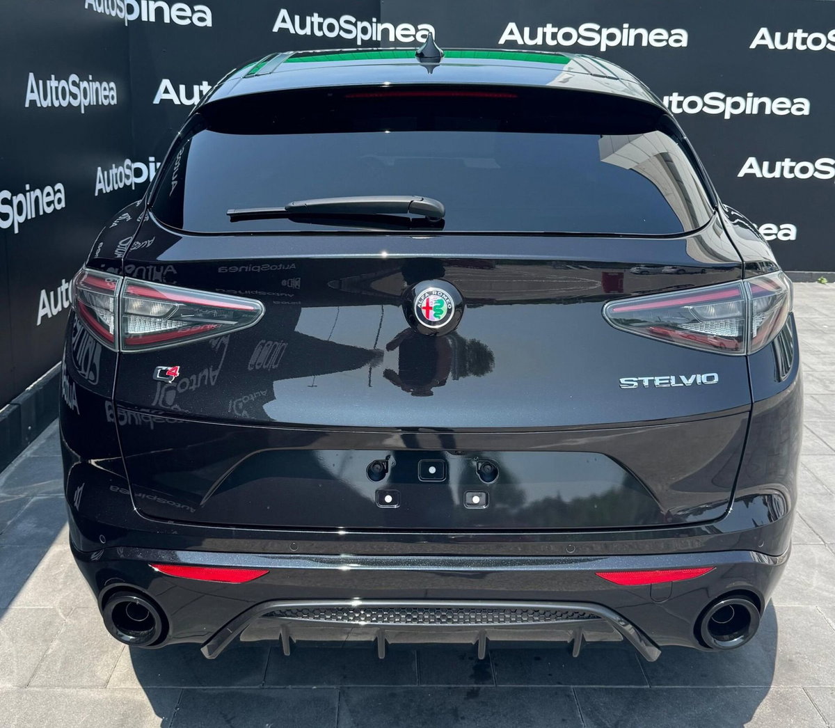 Alfa Romeo Stelvio 2.2 t Veloce Q4 210cv auto (4)