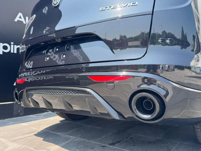 Alfa Romeo Stelvio 2.2 t Veloce Q4 210cv auto (6)