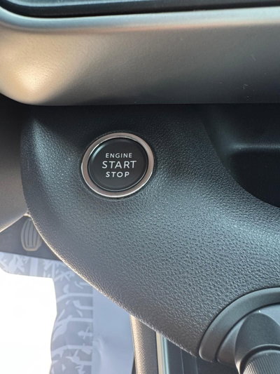 Jeep Avenger 1.2 turbo Summit fwd 100cv (12)