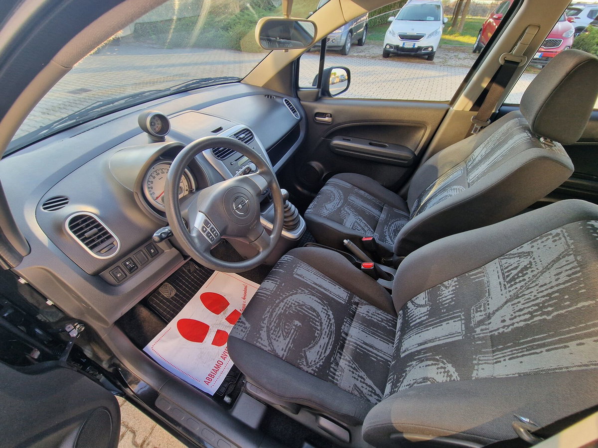 Opel Agila 1.2 16V 94 CV Elective (11)