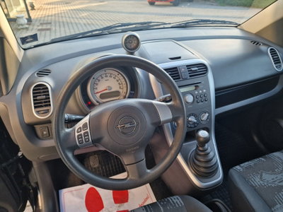 Opel Agila 1.2 16V 94 CV Elective (13)