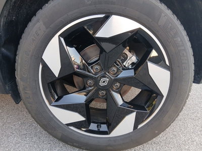 Renault Captur 1.0 tce Techno 90cv (12)