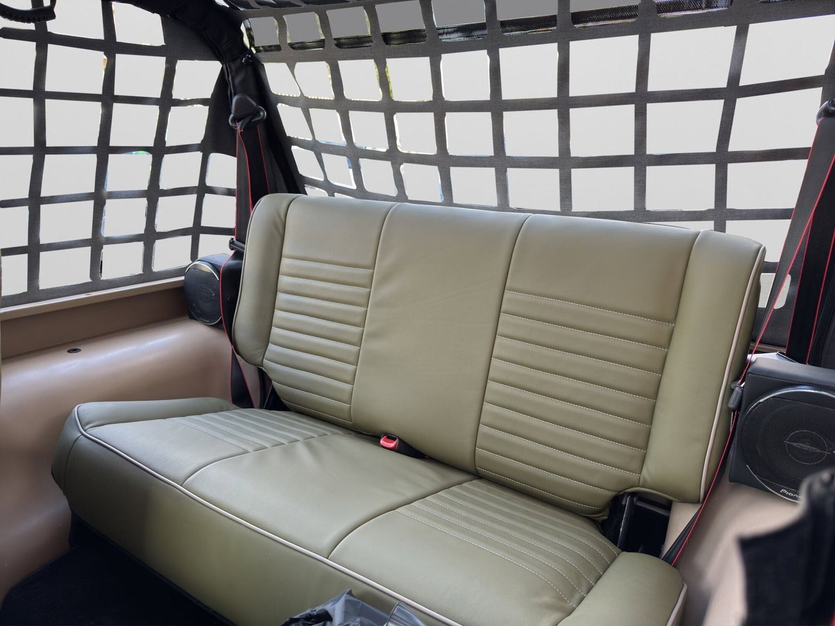 Jeep Wrangler 4.0 cat Hard top (EU) (13)