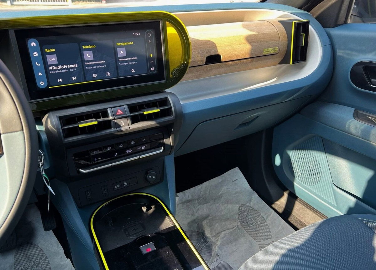 Fiat Grande Panda 1.2 hybrid La Prima 110cv edct (12)