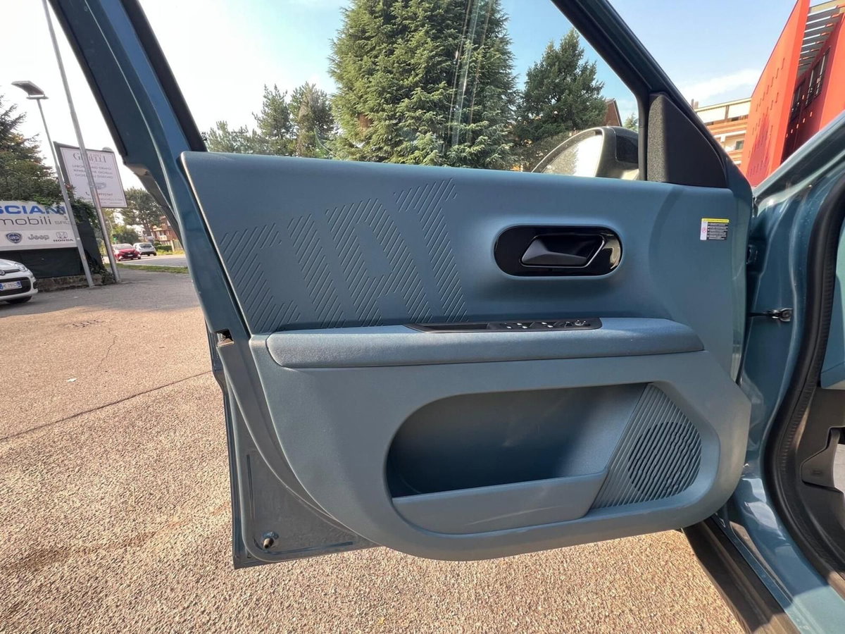 Fiat Grande Panda 1.2 hybrid La Prima 110cv edct (8)