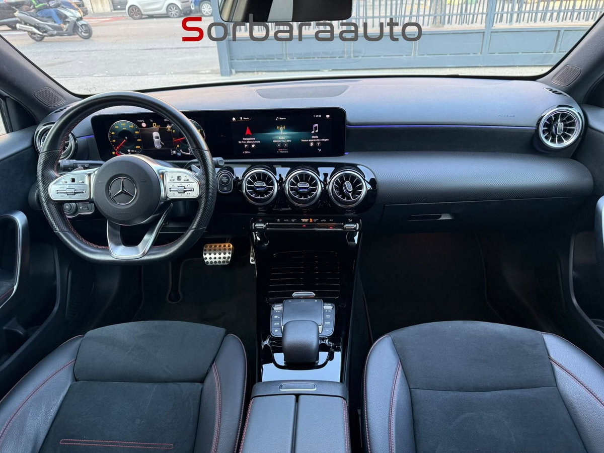 Mercedes-Benz Classe A 180 Premium (14)
