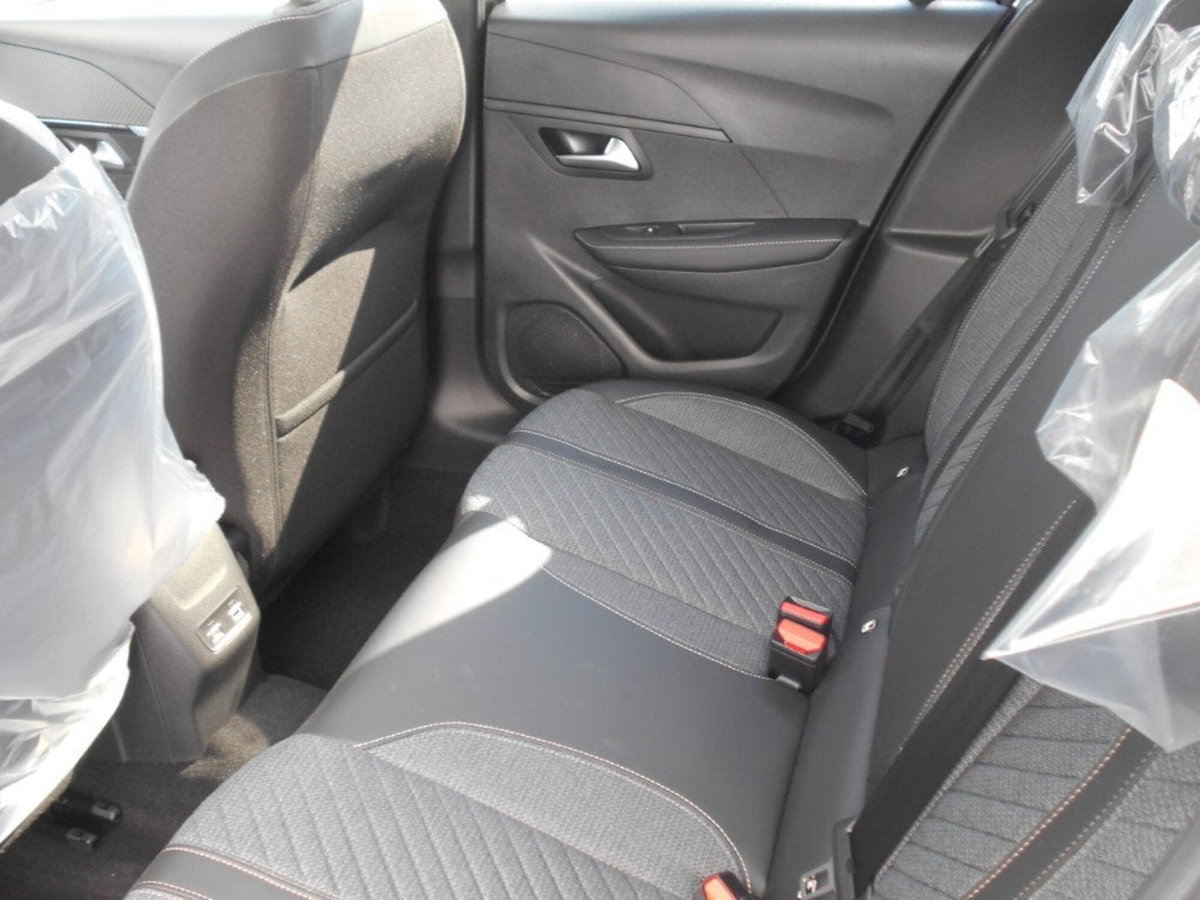 Peugeot 208 PureTech 100 Stop&Start 5 porte Allure (16)