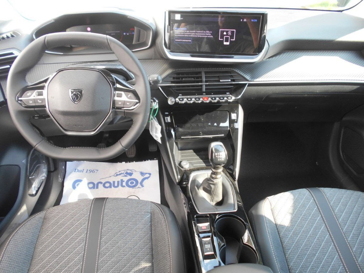 Peugeot 208 PureTech 100 Stop&Start 5 porte Allure (4)
