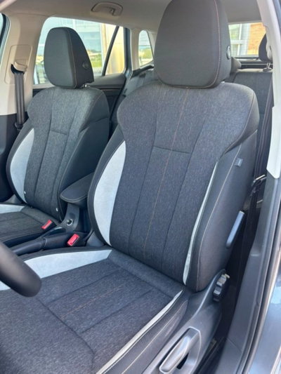Skoda Kamiq 1.5 tsi Black Dots 150cv dsg (4)