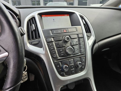 Opel Astra 1.4 Turbo 120CV 5 porte Cosmo (13)