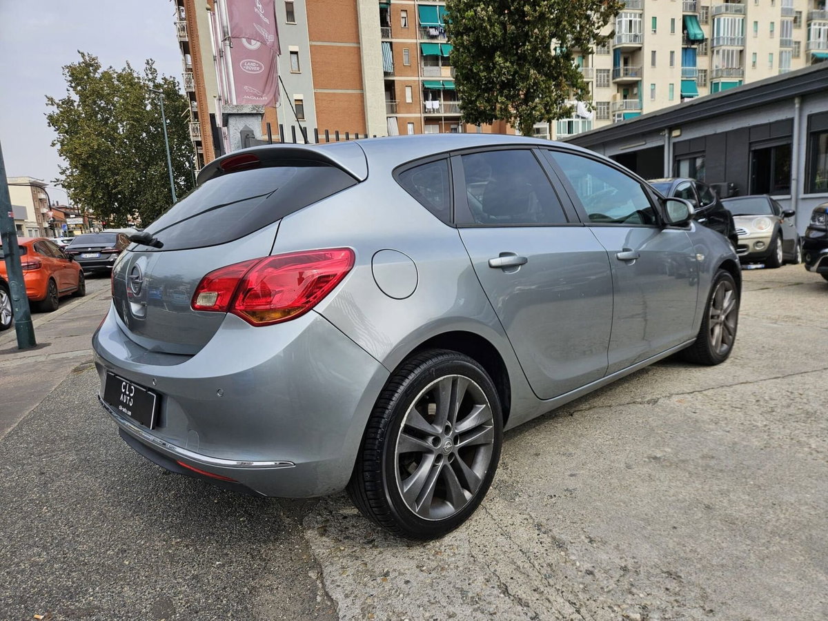 Opel Astra 1.4 Turbo 120CV 5 porte Cosmo (3)