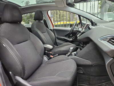 Peugeot 208 82 5p. GPL Allure (10)