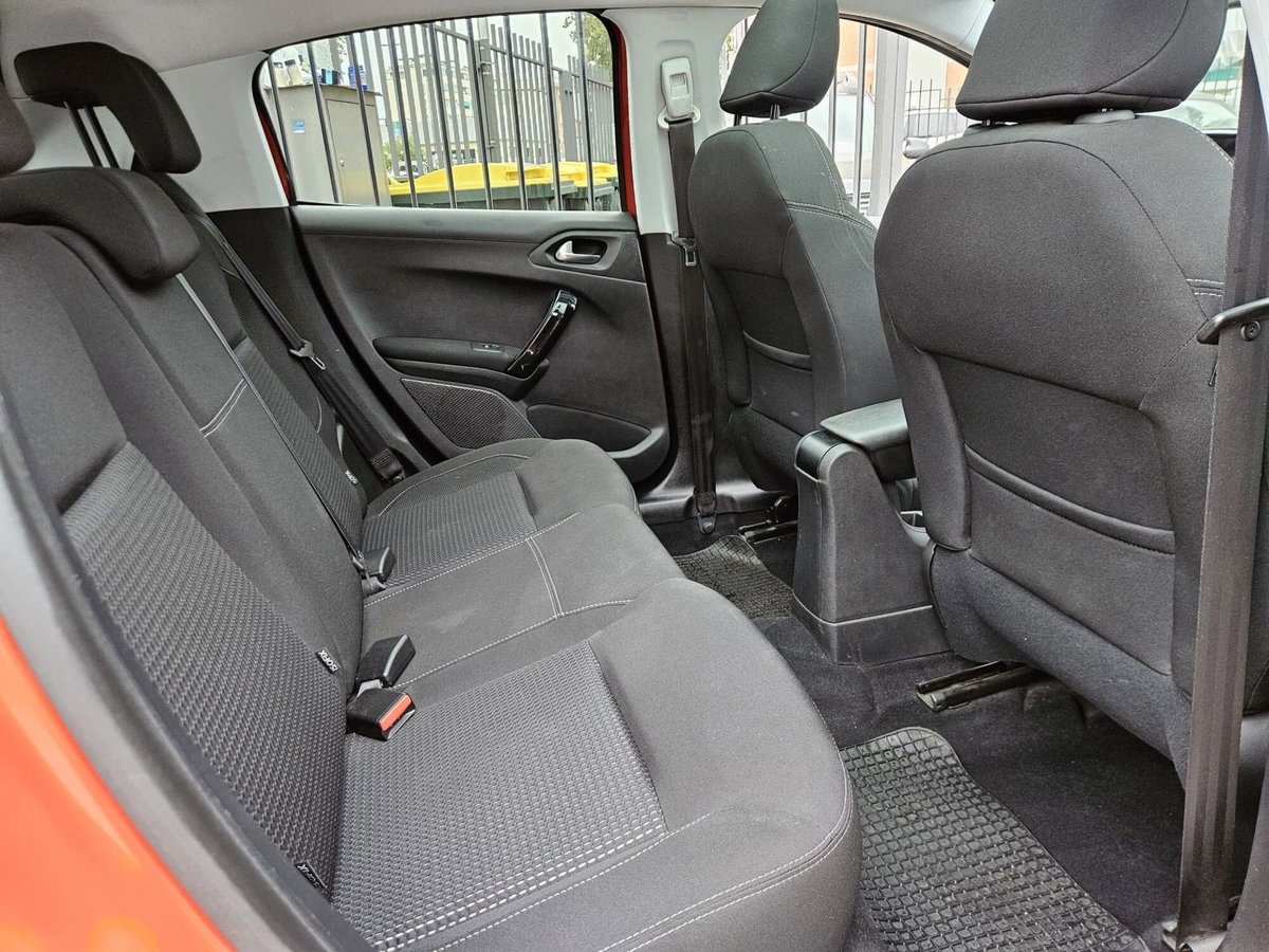 Peugeot 208 82 5p. GPL Allure (18)