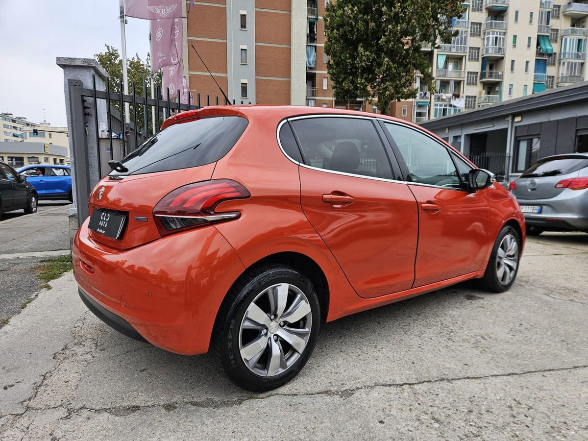 Peugeot 208 82 5p. GPL Allure (4)