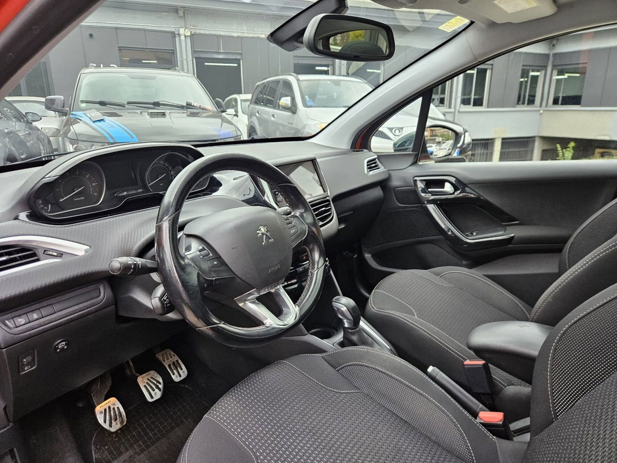 Peugeot 208 82 5p. GPL Allure (7)