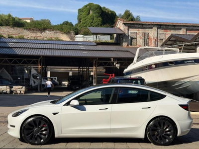 Tesla Model 3 Model 3 Long Range Performance AWD (4)