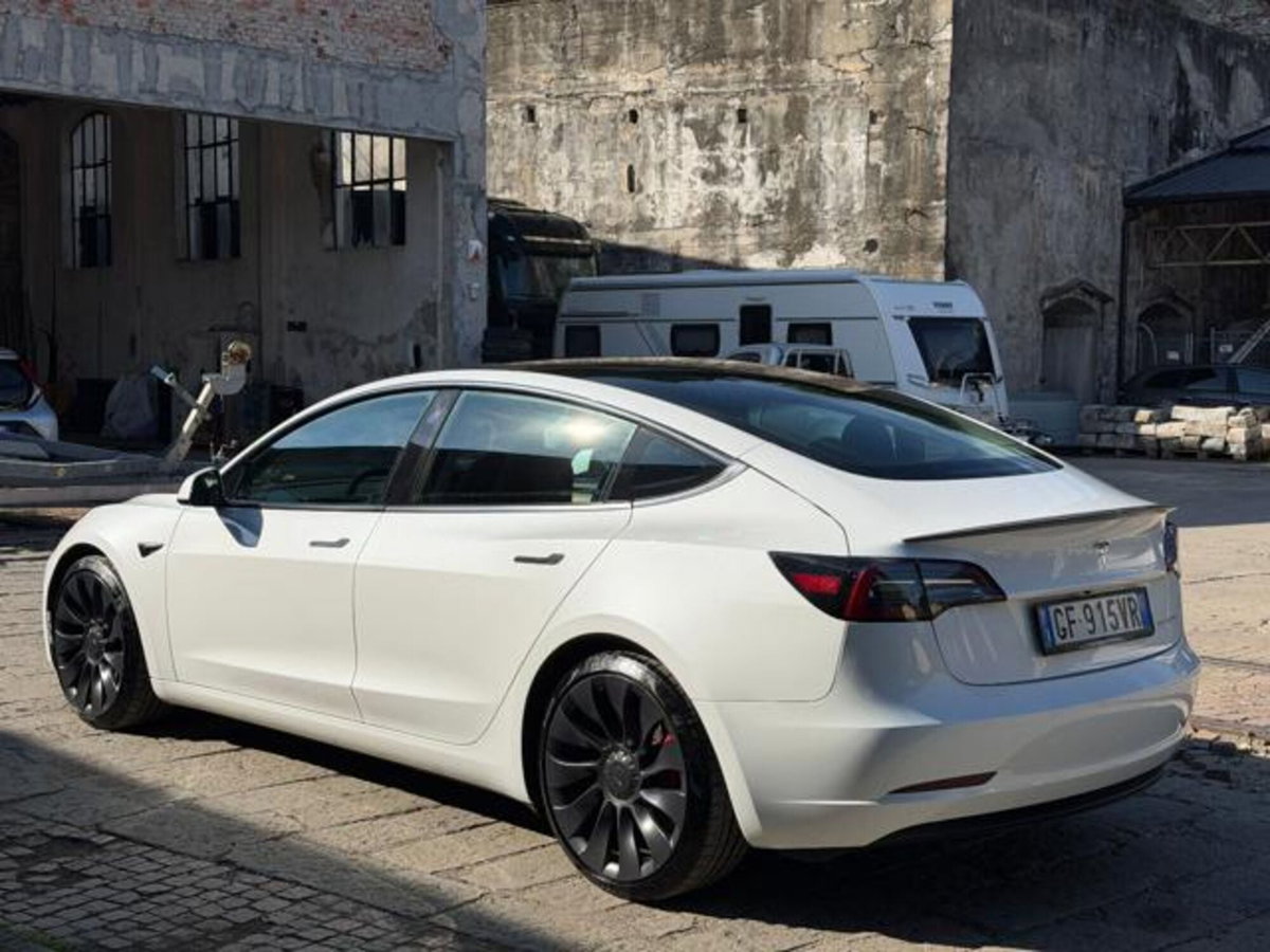 Tesla Model 3 Model 3 Long Range Performance AWD (5)