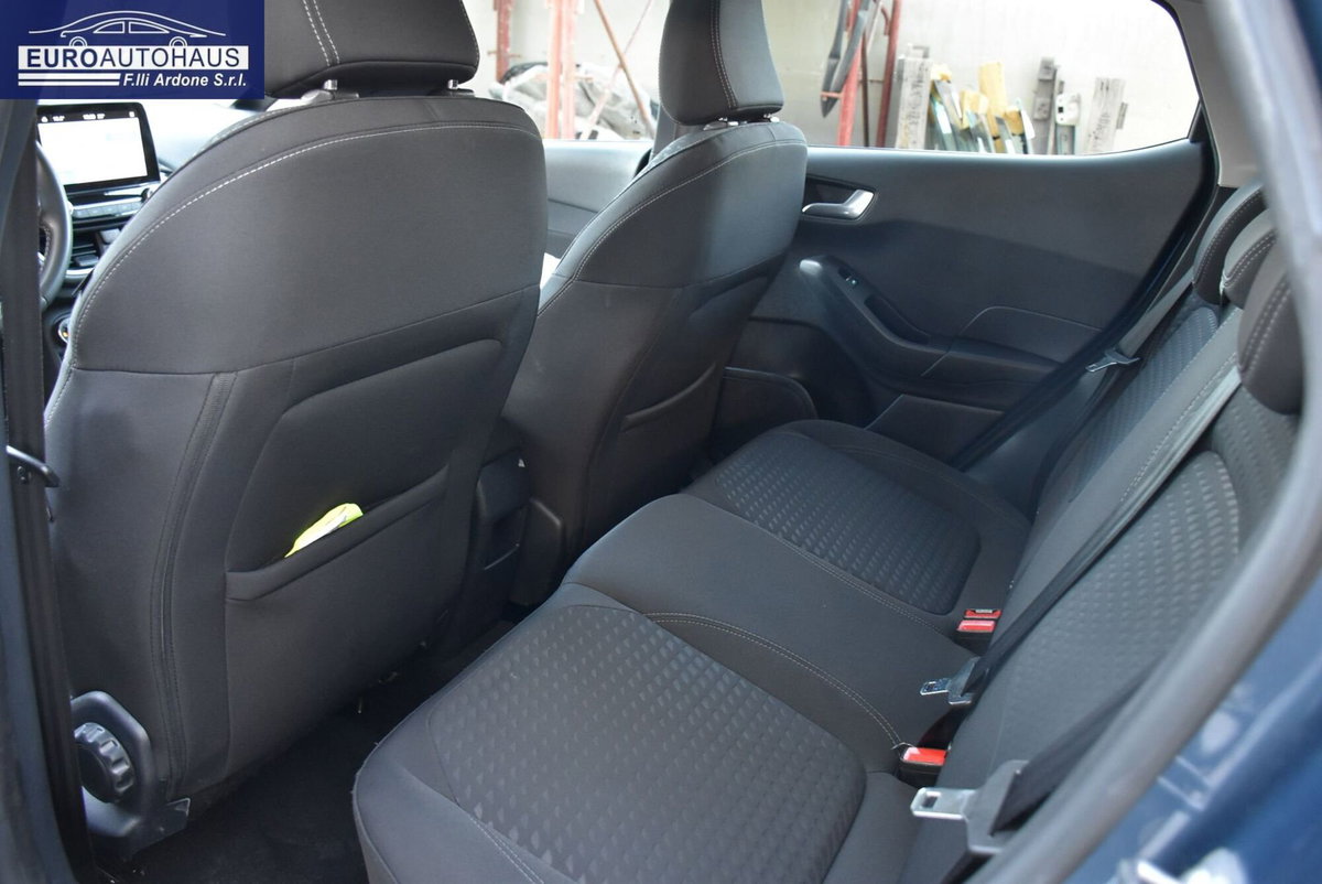 Ford Fiesta 1.0 Ecoboost Hybrid 125 CV 5 porte Titanium (10)