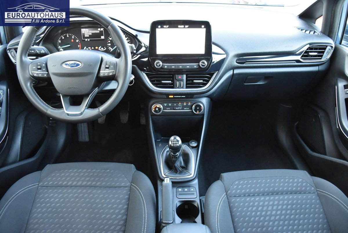 Ford Fiesta 1.0 Ecoboost Hybrid 125 CV 5 porte Titanium (5)