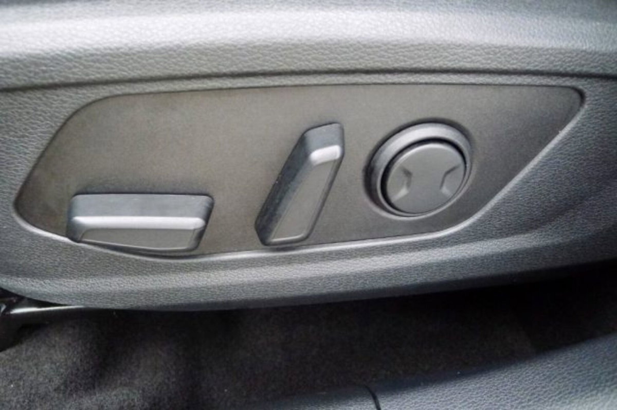 Kia Sportage 1.6 tgdi mhev Style 160cv mt (14)