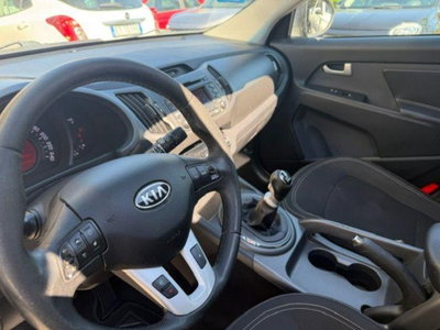 Kia Sportage 1.7 CRDI VGT 2WD Class (7)